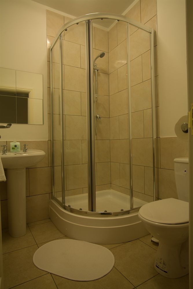 Hotel 46 - Council Only 3*